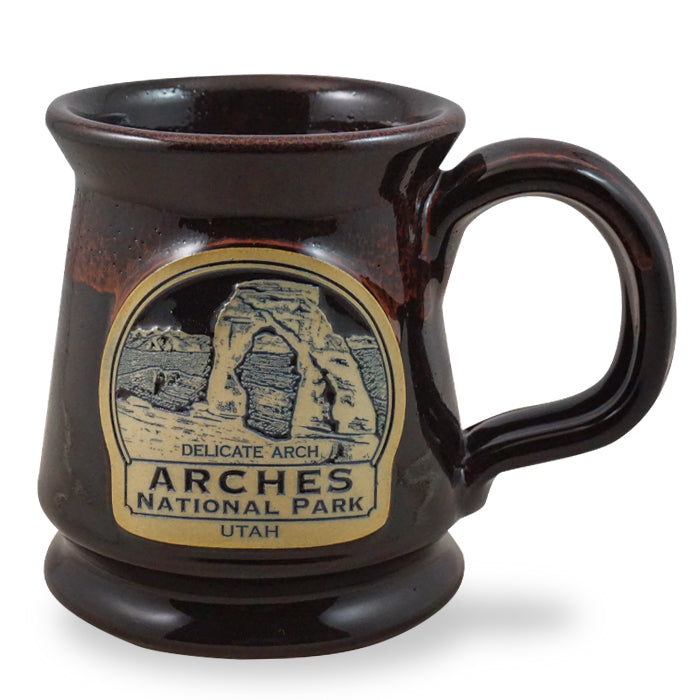 DELICATE ARCH - FOOTED - BLACK W/ CORAL
